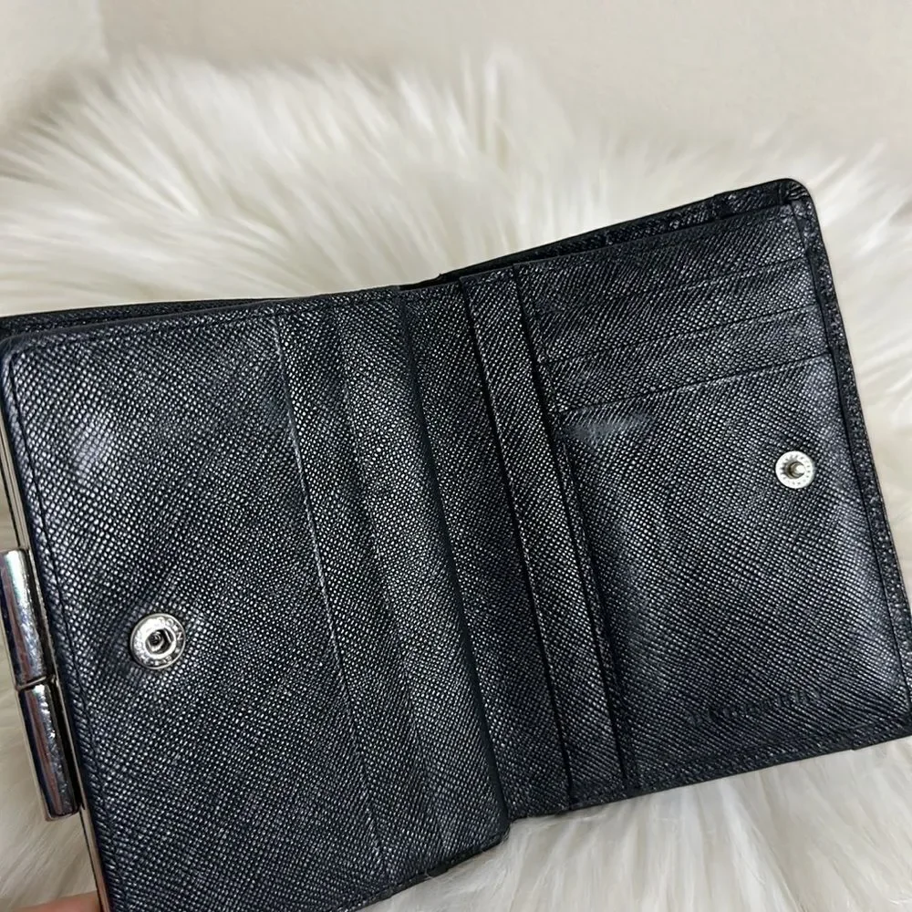 💯Authentic Burberry Short Wallet 🍀